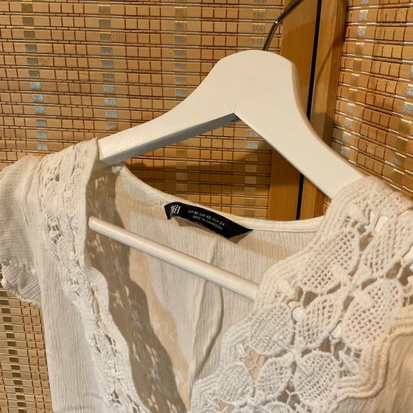Zara Ivory Crochet Lace Top - Picture 2 of 6